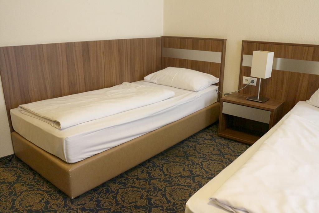 Hotel Carina Bécs Kültér fotó