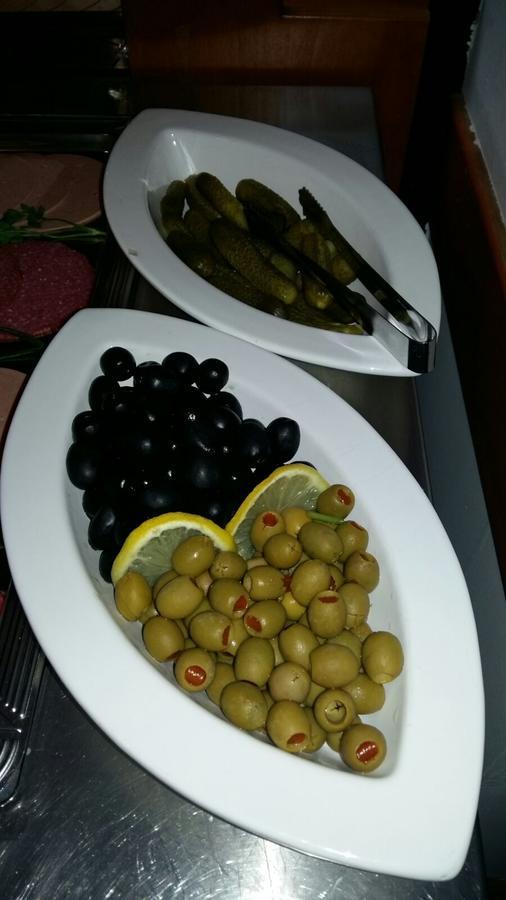 Hotel Carina Bécs Kültér fotó