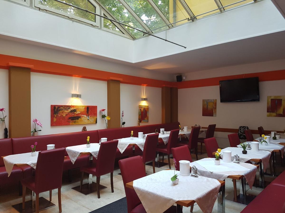 Hotel Carina Bécs Kültér fotó